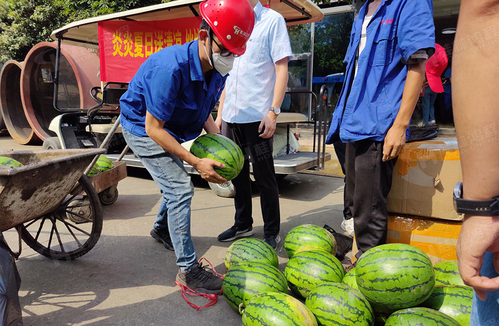 夏日送清涼，溫情暖人心！桂林鴻程工會開展“夏日送清涼”慰問活動